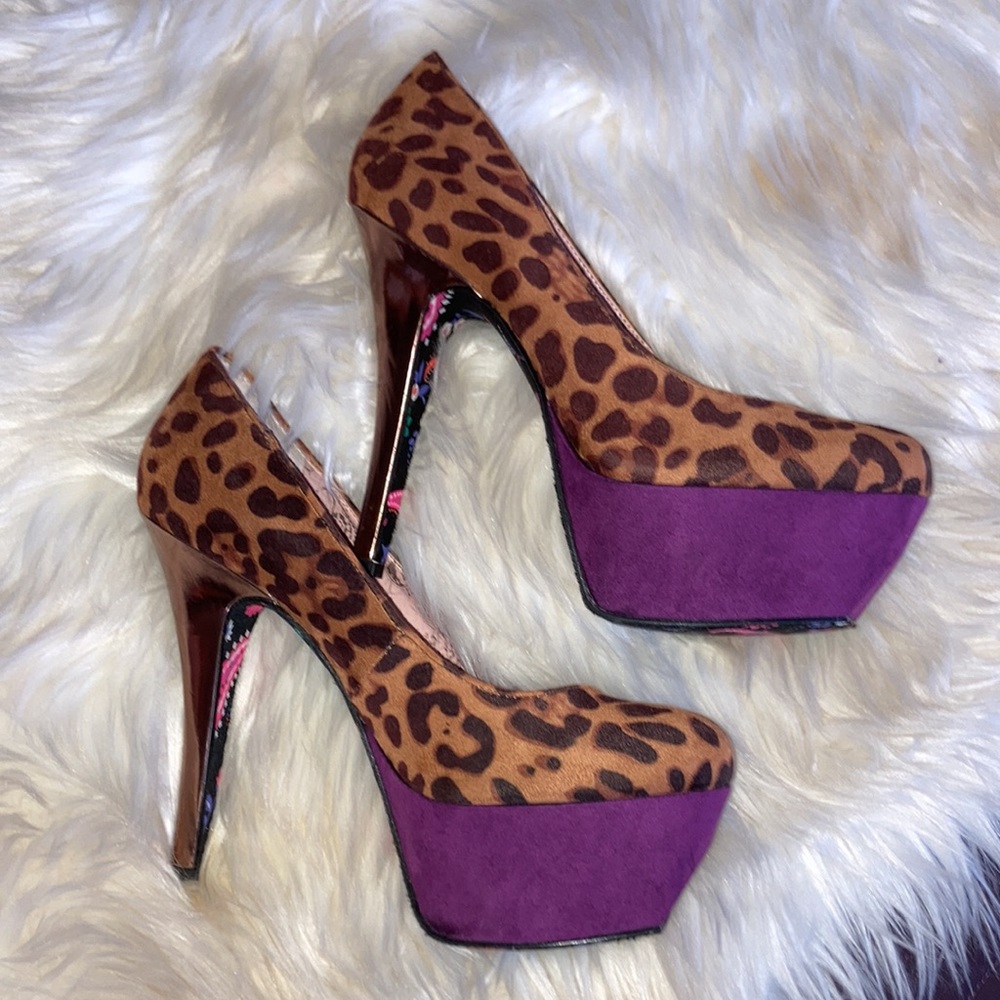 BETSEYVILLE Purple Leopard Platform Stiletto Pumps